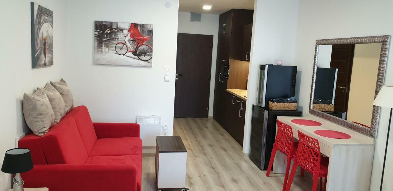 Apartmanovy Dom Diamond Apartman Sima Podhajska Exterior photo